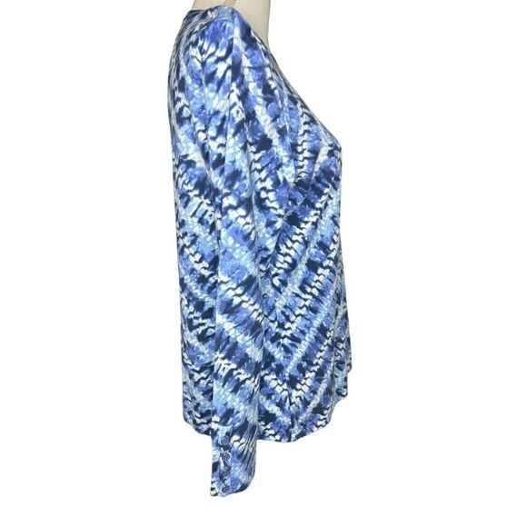 J. McLaughlin Lenny Sweater Women's Size L Blue Tie Dye Print Button Cuff NWOT! - Picture 3 of 6